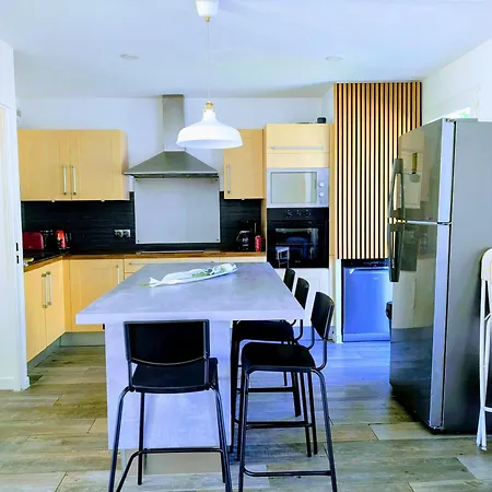 Maison Lumineuse Et Climatisée, à 12mn Сasa de vacaciones